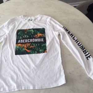 Abercrombie Long sleeve Tee